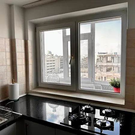 Grand Unirii Apartment, Old Center, 88 Sqm, Quiet View, One Minute Away Parking Space *
